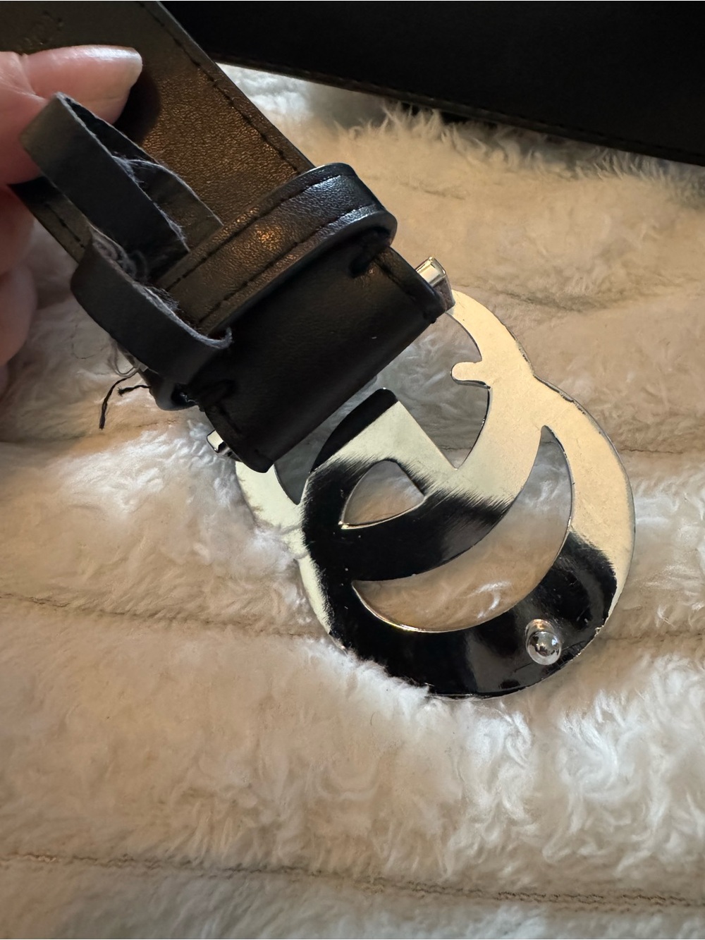 Women’s Black Leather Belt with Silver Buckle - Picture 5 of 9